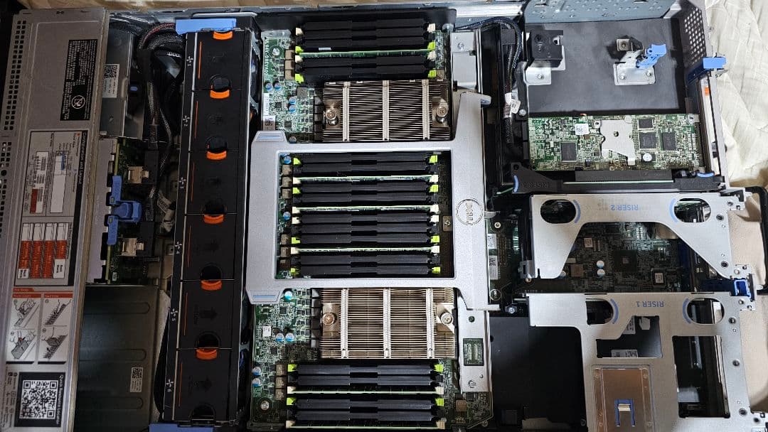 DELL PowerEdge R820 レア