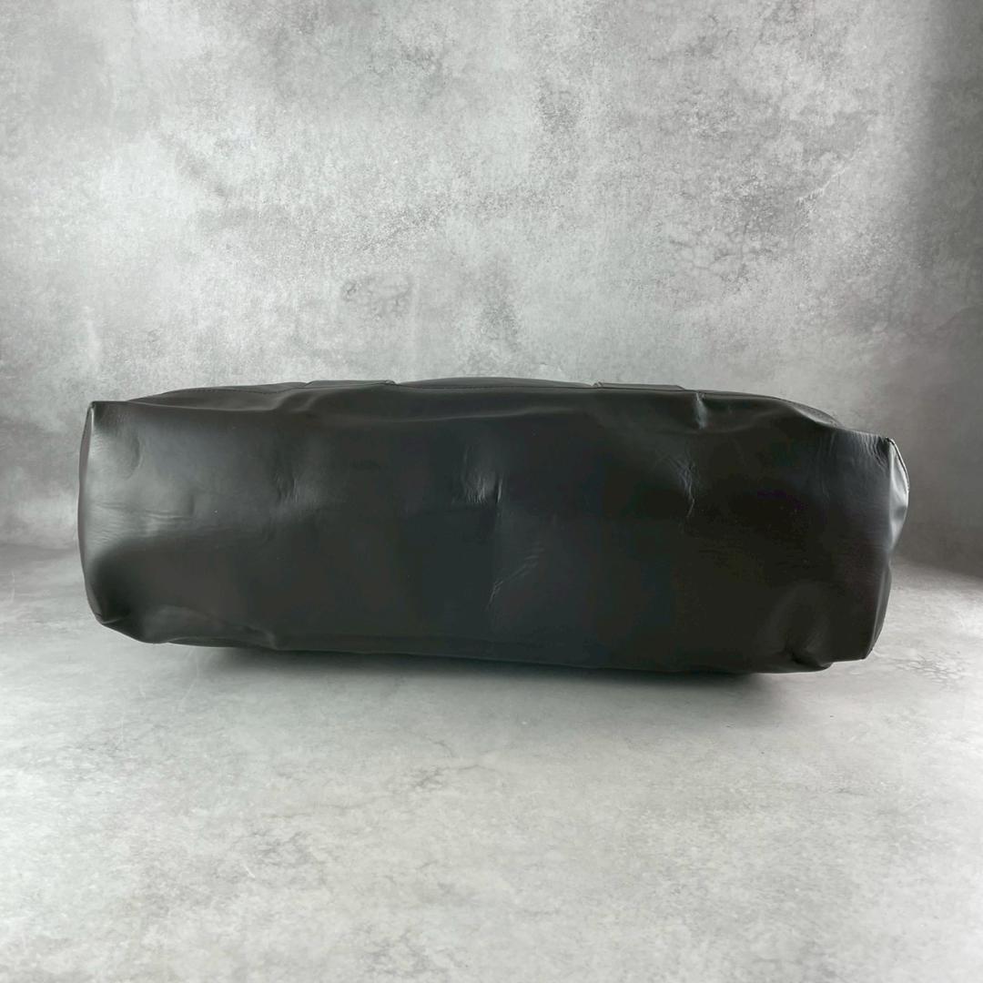 未使用　CCU　DAILY TOTE BACK C COW　牛革　ショルダー