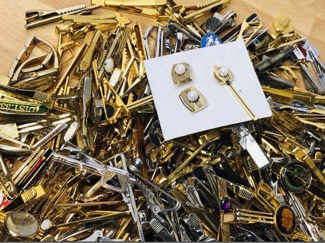 タイピンなど 約2.5kg まとめて アクセサリー 未検品 ジャンク