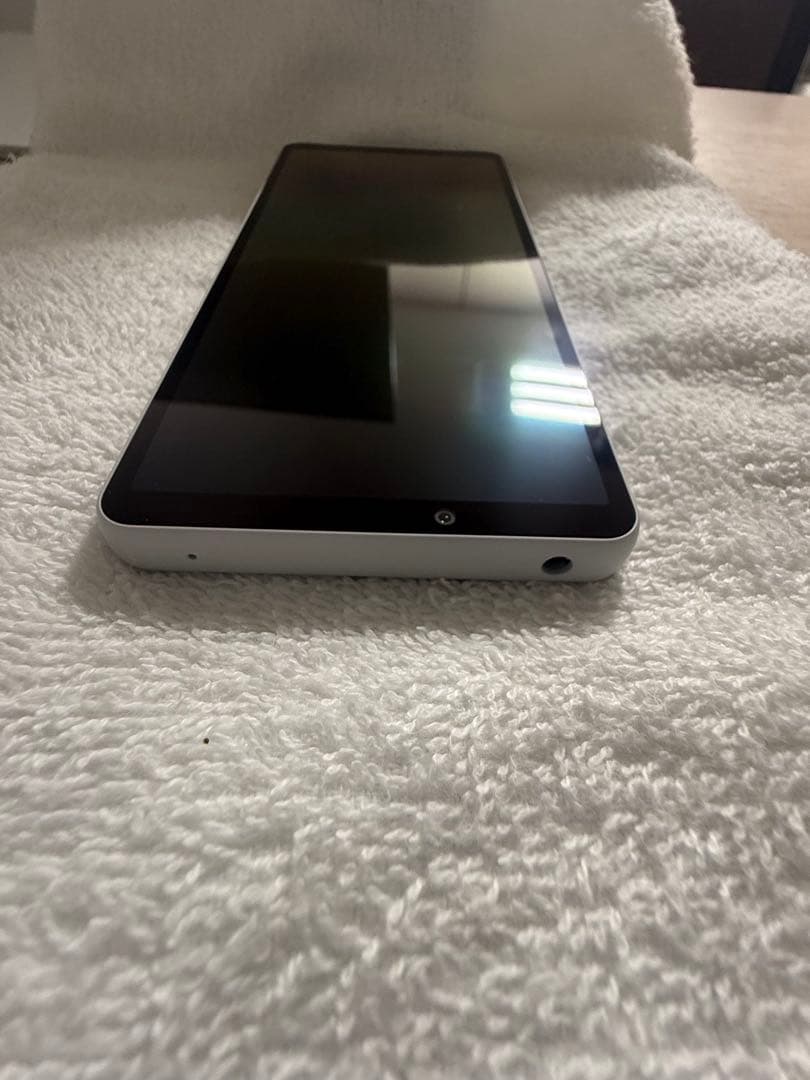 携帯電話本体 M