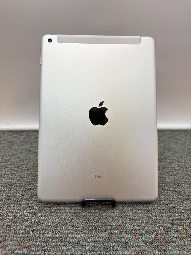 iPad6　第6世代　Wi-Fi+Cellular　simフリー　f899
