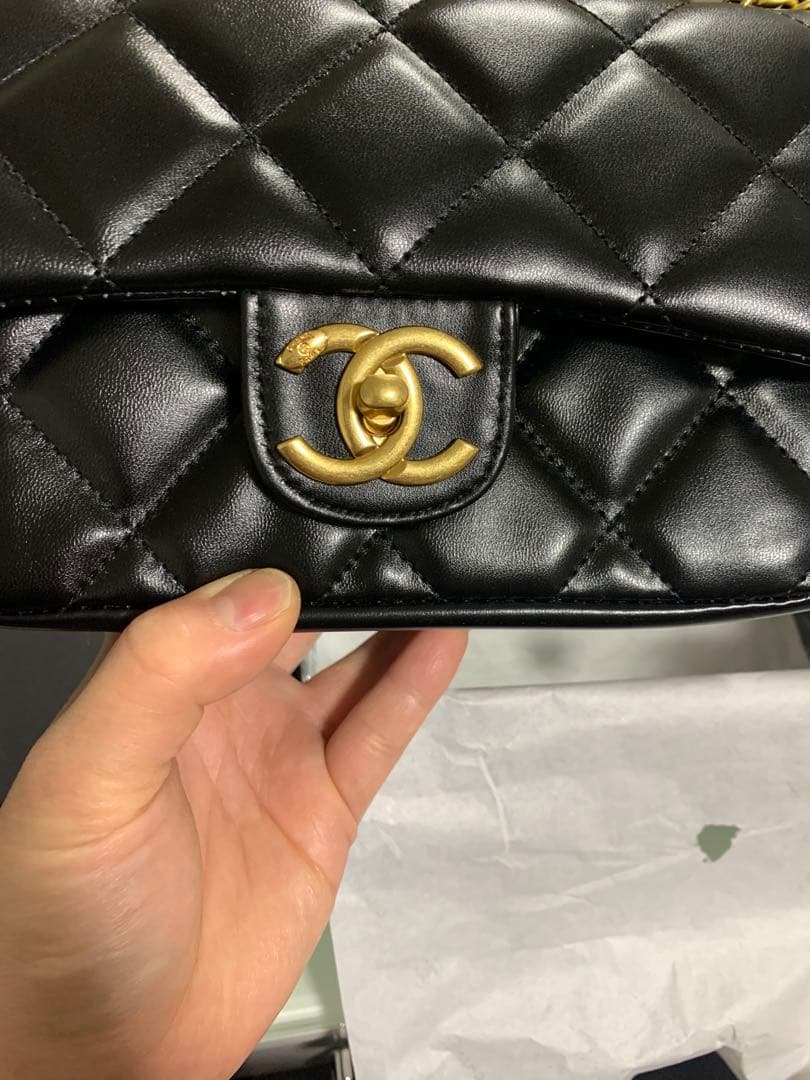 CHANEL ブラック バッグ キルティング