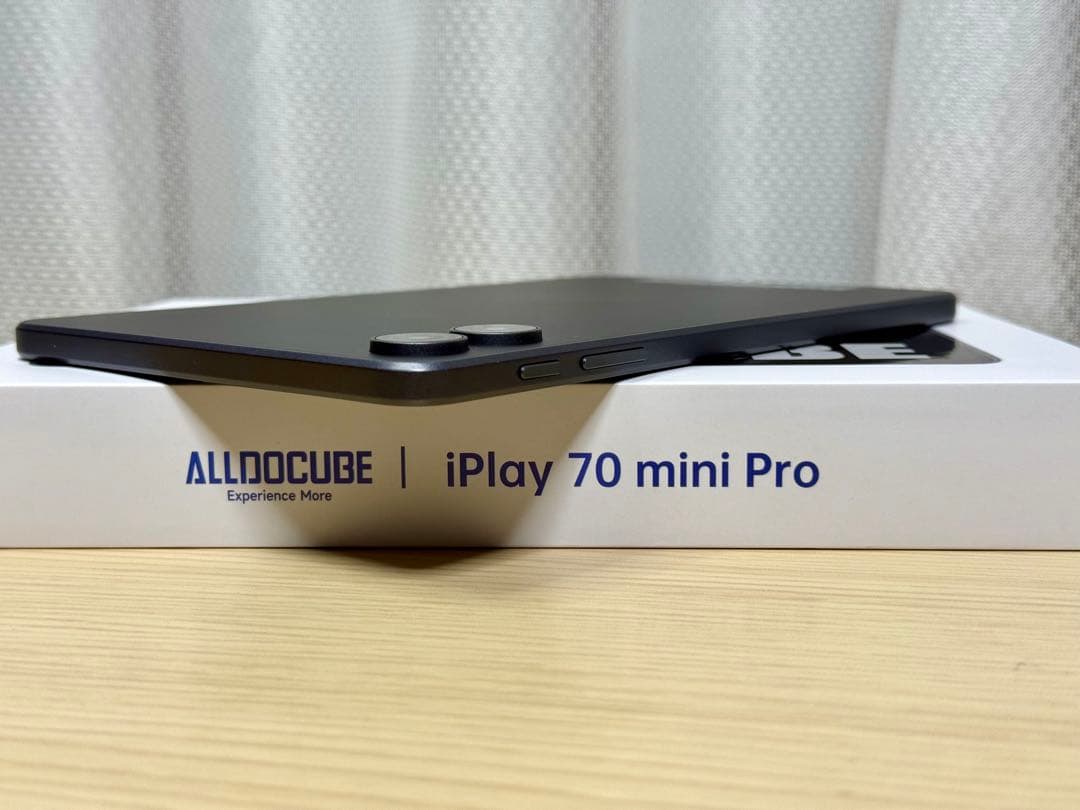 美品 ALLDOCUBE iPlay 70 mini Pro 純正ケース付
