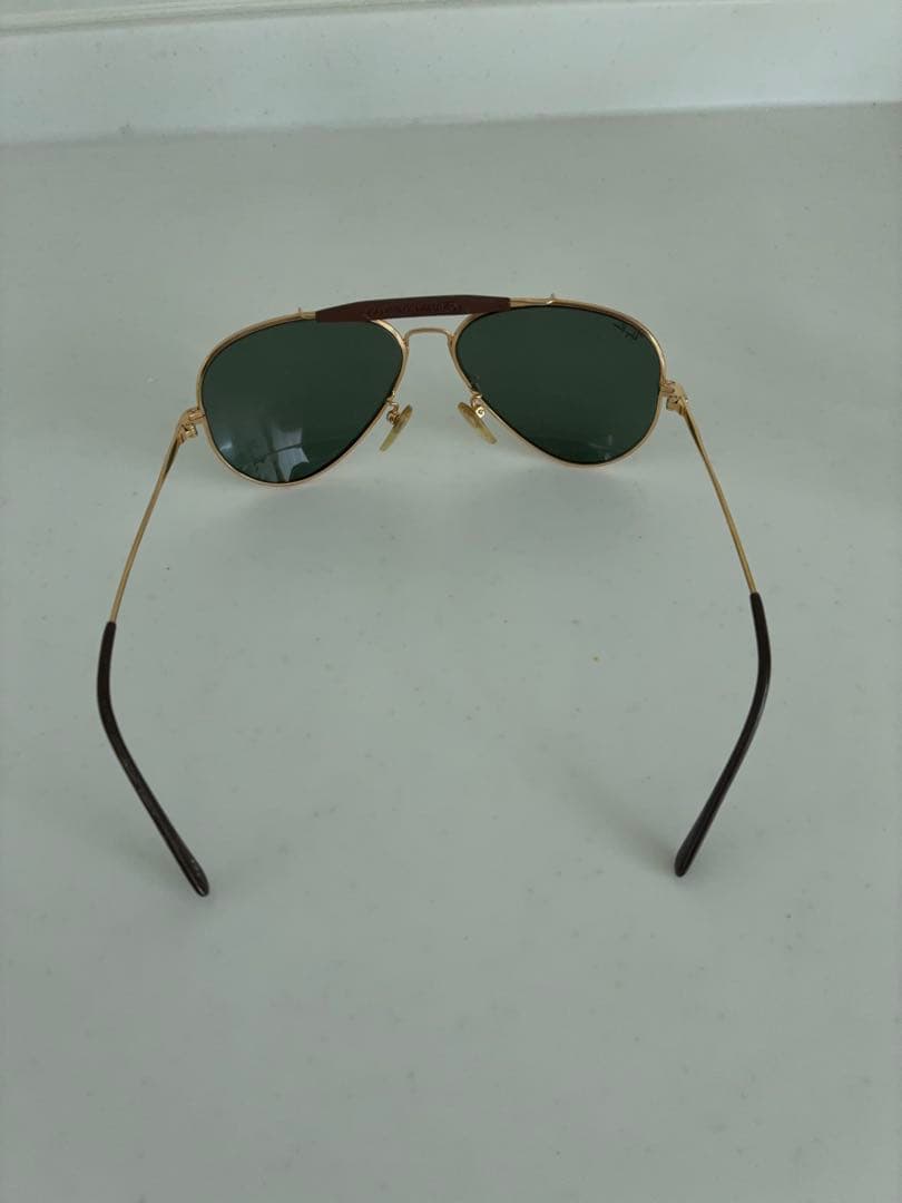 ★短時期使用★レイバン サングラス　★ケース付き