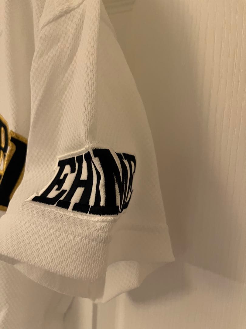 済美高校ユニフォーム