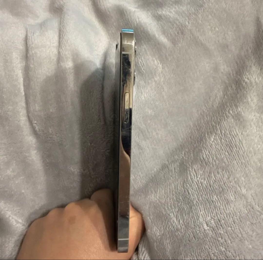 iPhone12プロ 本体