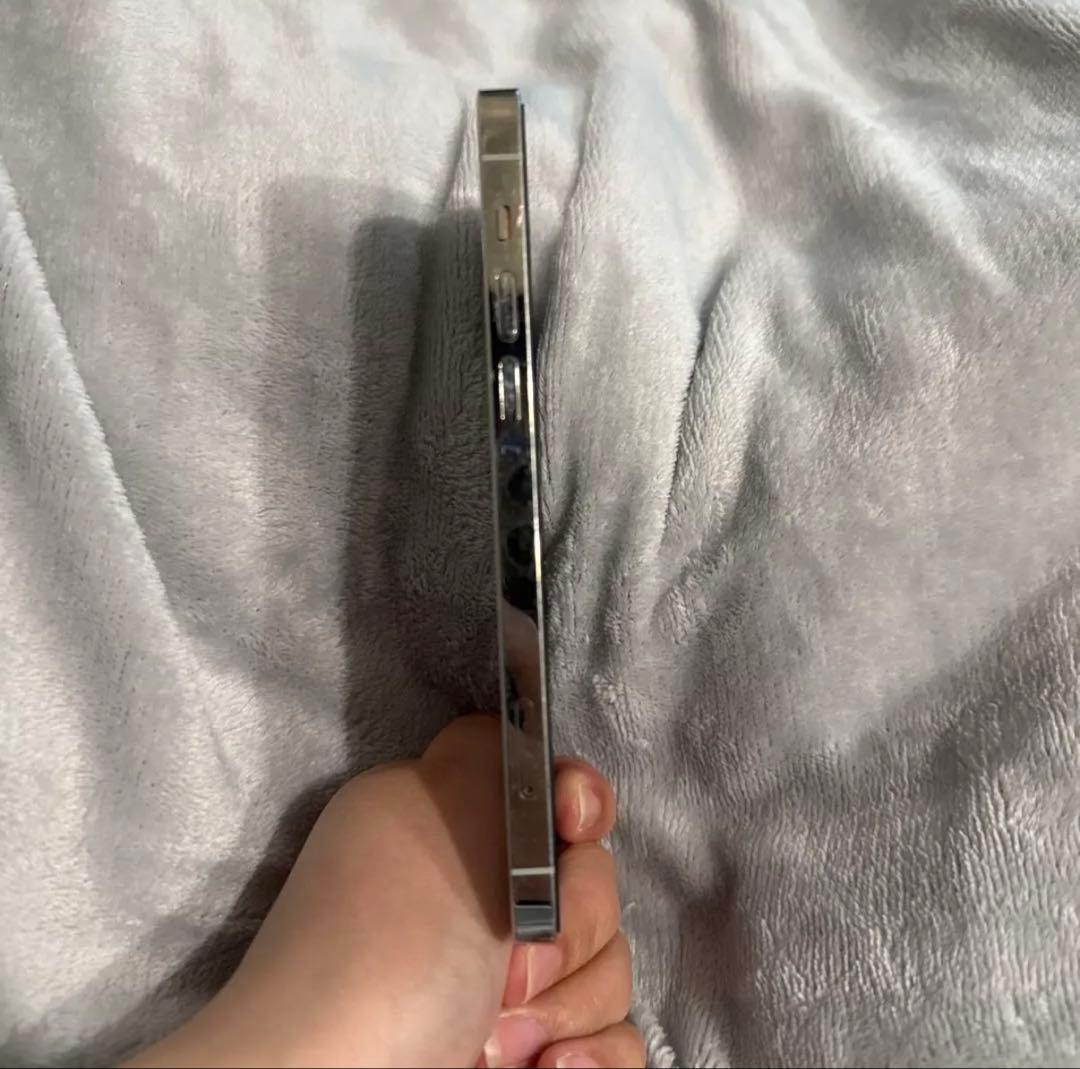 iPhone12プロ 本体