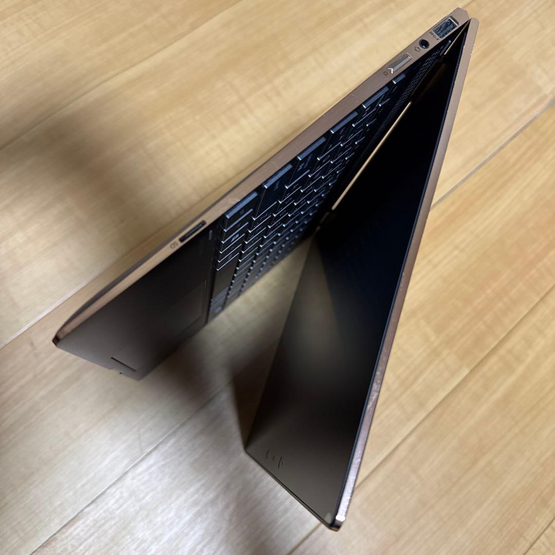 HP Spectre x360 第8世代 i7 model 13-ae014tu