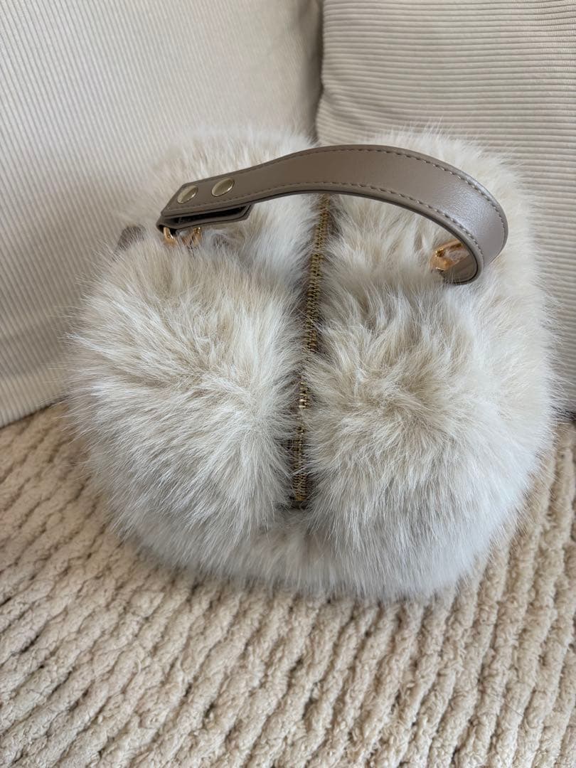 Bibiy新品B. FUR BOX BAG