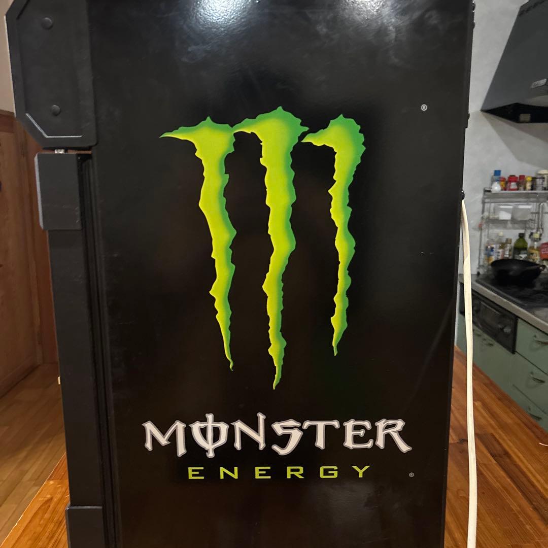 モンスター冷蔵庫　Monster energy