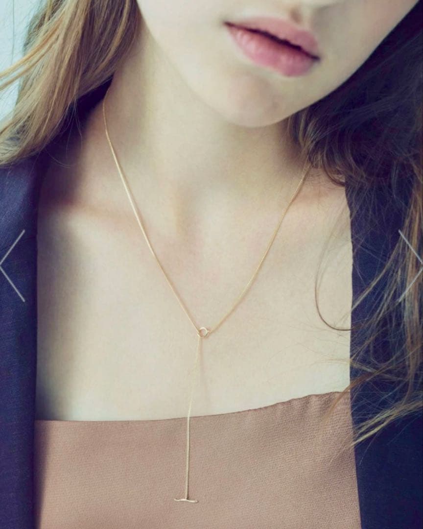 ete [レイヤード] K10YG セミロング ラリエット　美品