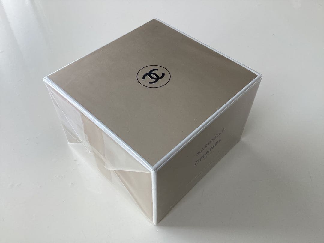 r　　　　【新品未使用】CHANEL GABRIELLE ボディクリーム