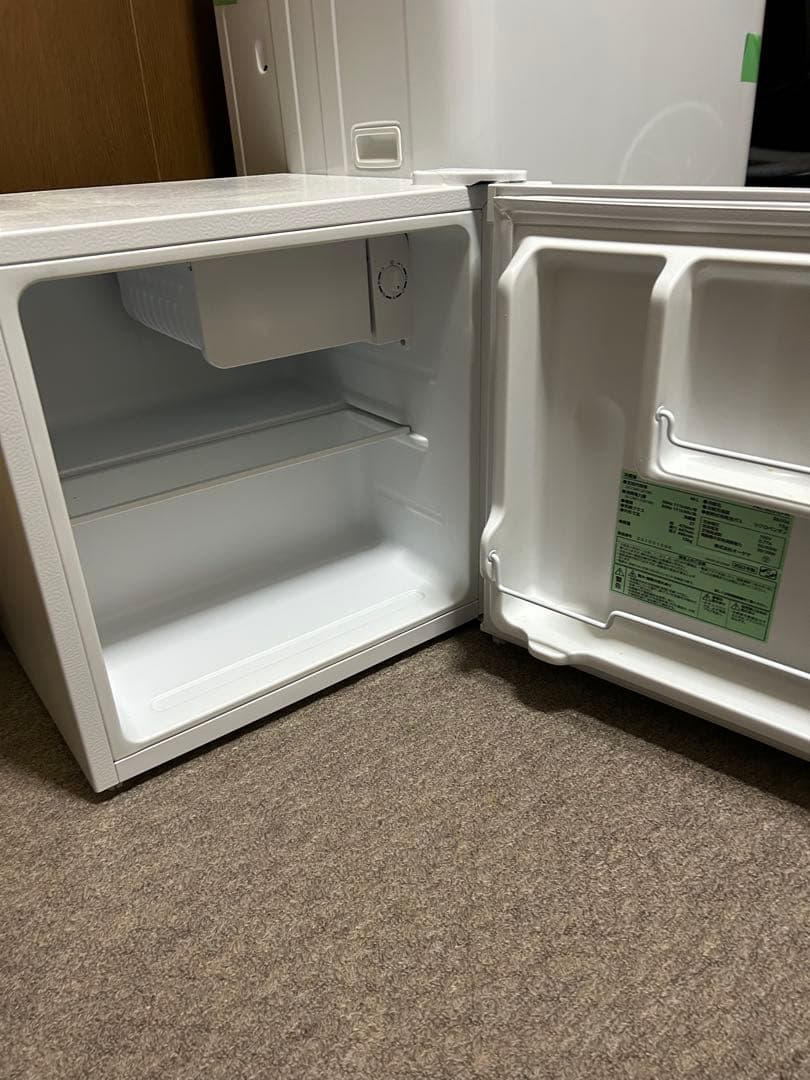 家電製品（冷蔵庫、掃除機、テレビ）