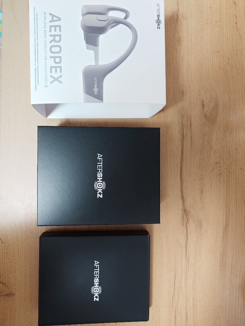 完動品　SHOKZ OPENRUN PRO 骨伝導イヤホン ベージュ