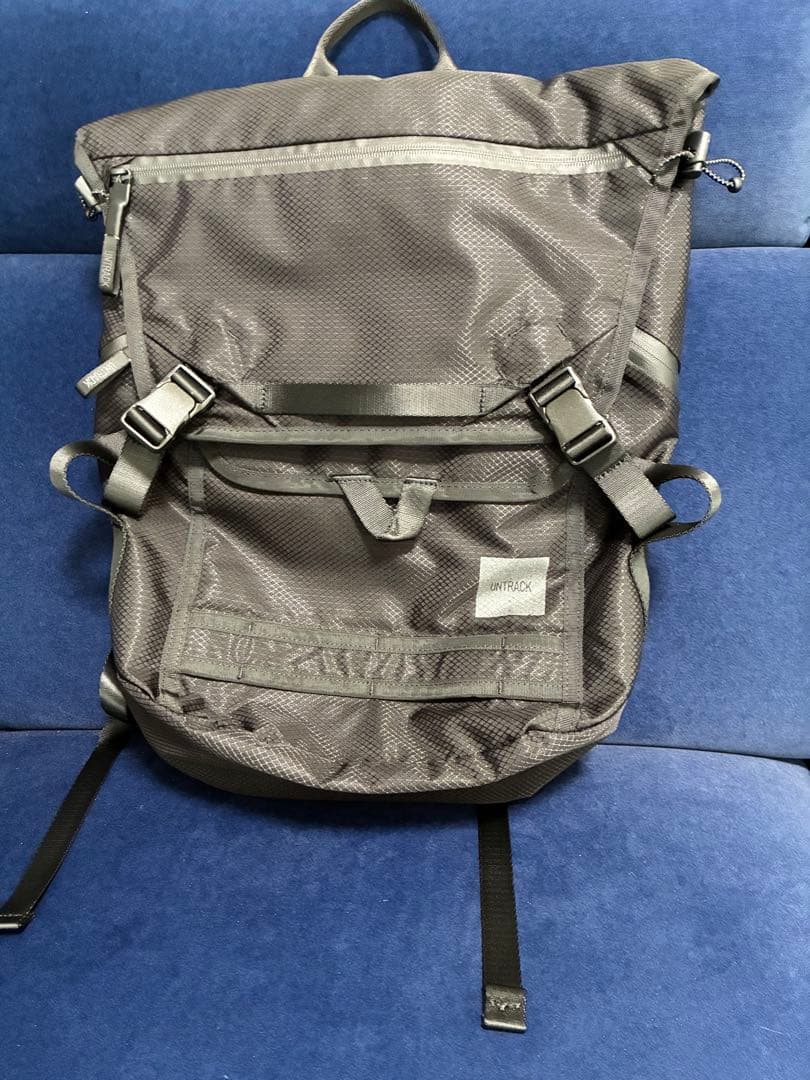 UNTRACK アントラック　ACE バックパック　軽量　8日迄の出品