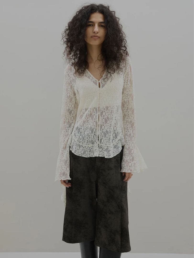 UND 2WAY CUT LACE FRILL TOP アイボリー