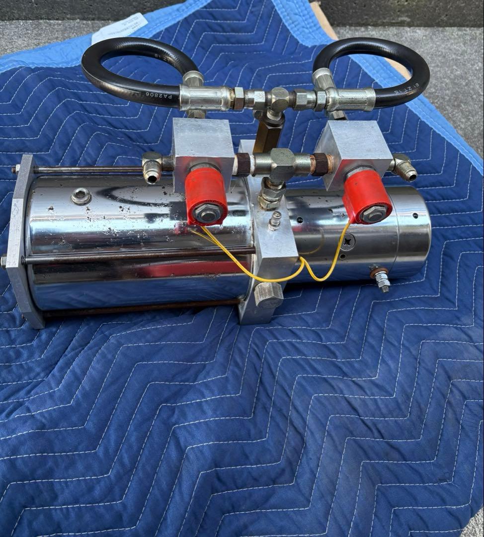 ハイドロ　ポンプ　ローライダー　インパラ　キャデラック　タウンカー　カプリス