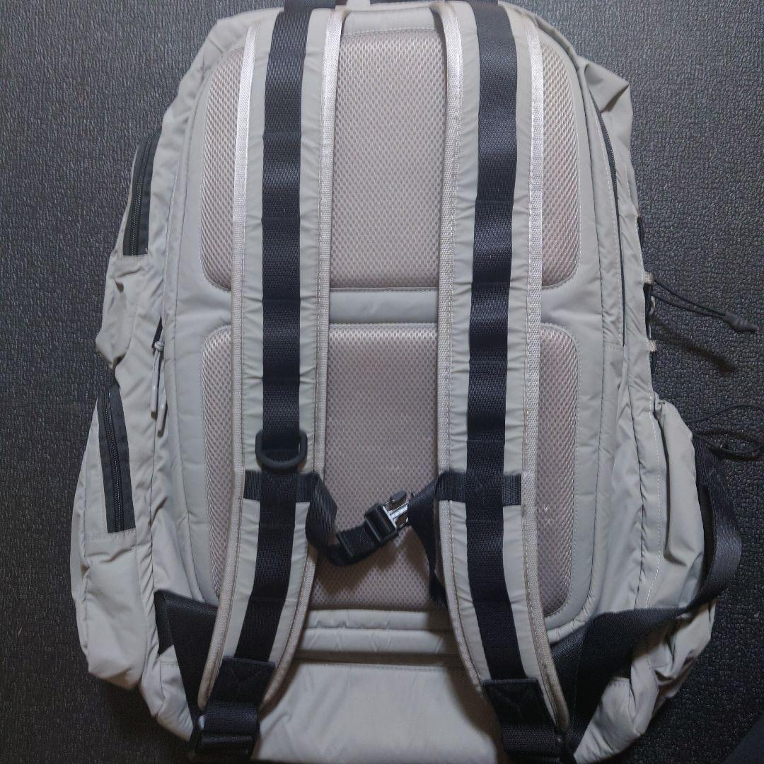 [ねぎ]　　Y-3 Yohji Yamamoto バックパック グレー