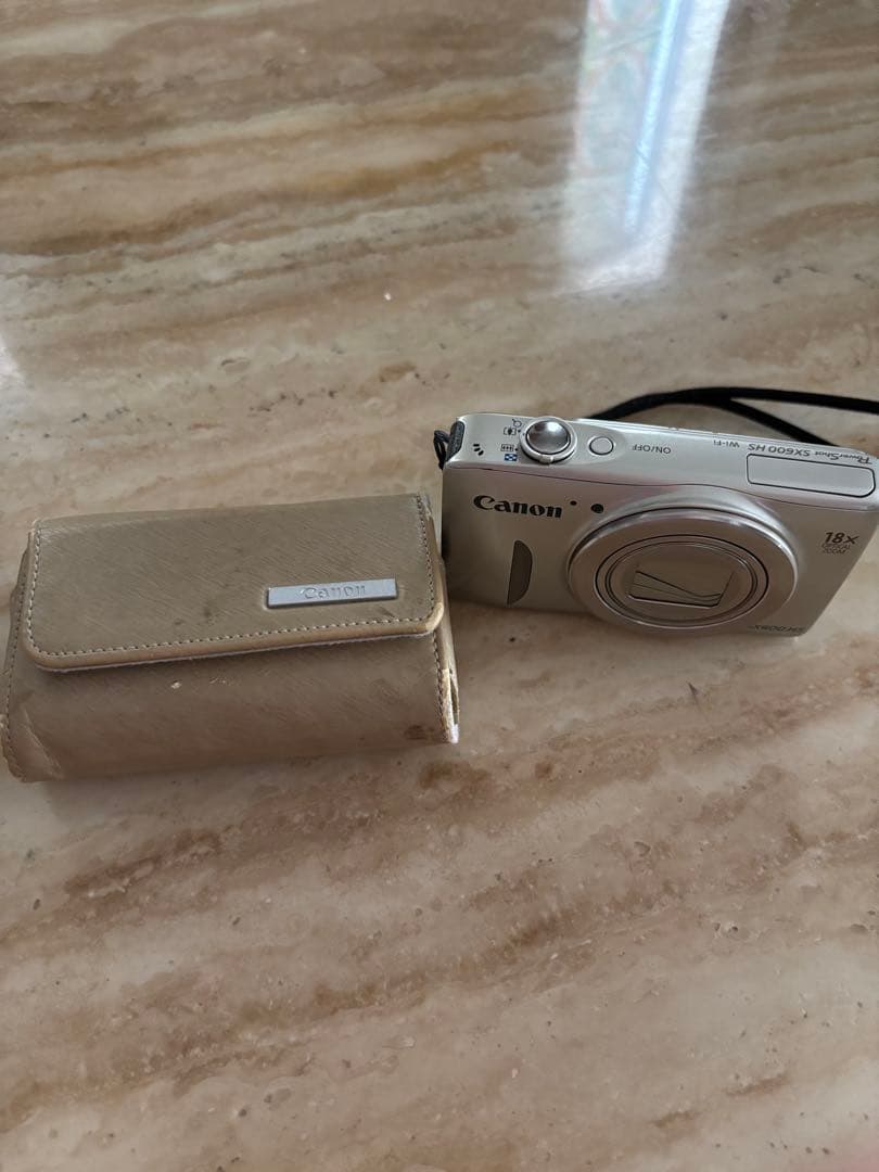キャノン CANON PowerShot SX600 HS ゴールド