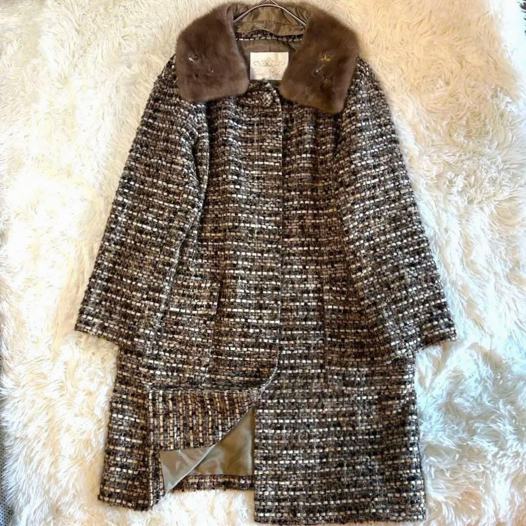 ￼ 【美品】グレースクラス ビジュー付ミンクファー　ツイードノーカラーコート
