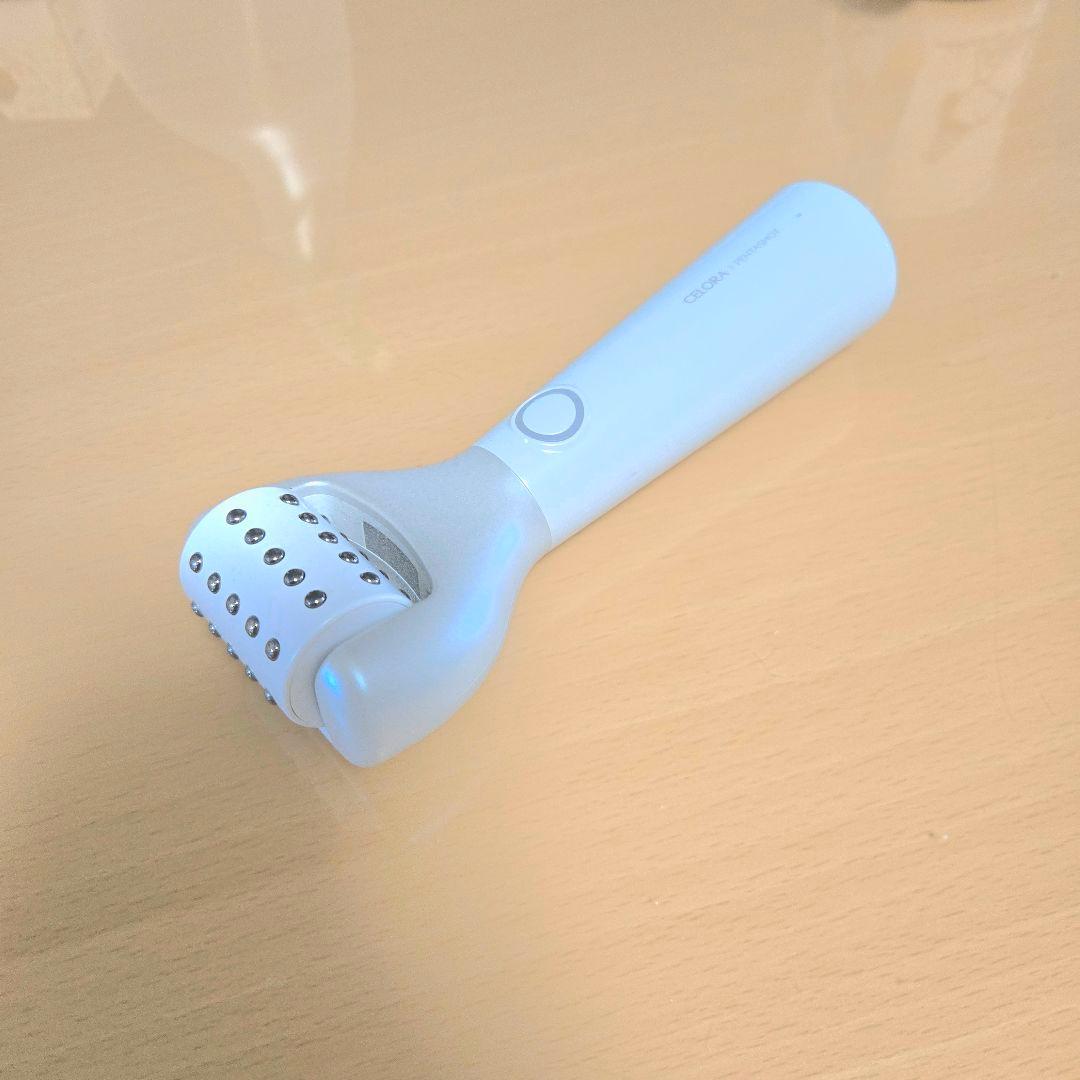 セロラバイ ペンタショット 美顔器 　本体のみ