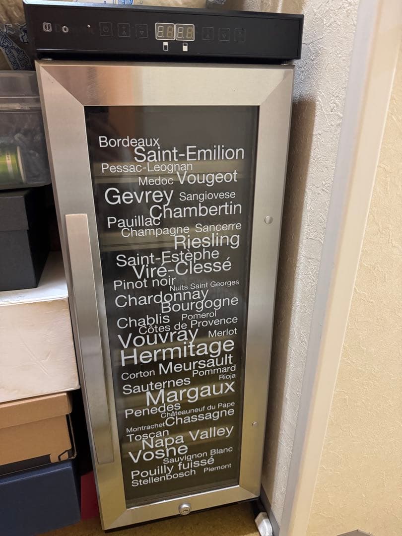 フ*ジ様 ドメティック ワインセラー D15 17本収納 右開き