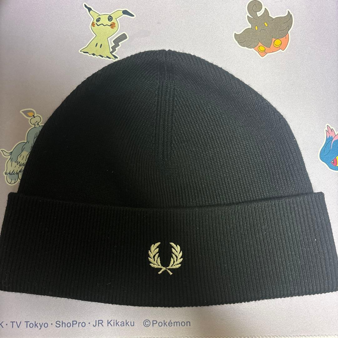 フレッドペリー 黒 ビーニー