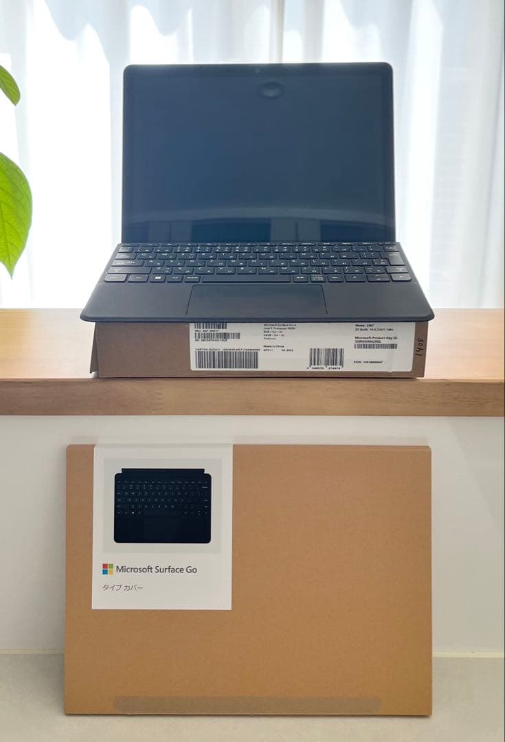 Surface Go 4 10.5インチ N200 プラチナ XGT-00017