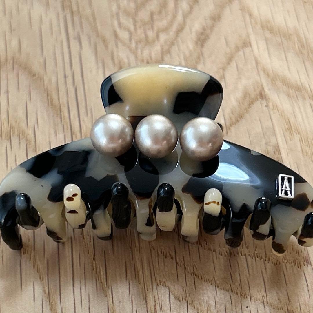 新品未使用　ALEXANDRE DE PARIS　アルビノス　パール　クリップ