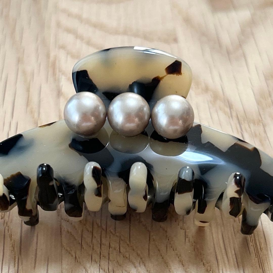 新品未使用　ALEXANDRE DE PARIS　アルビノス　パール　クリップ