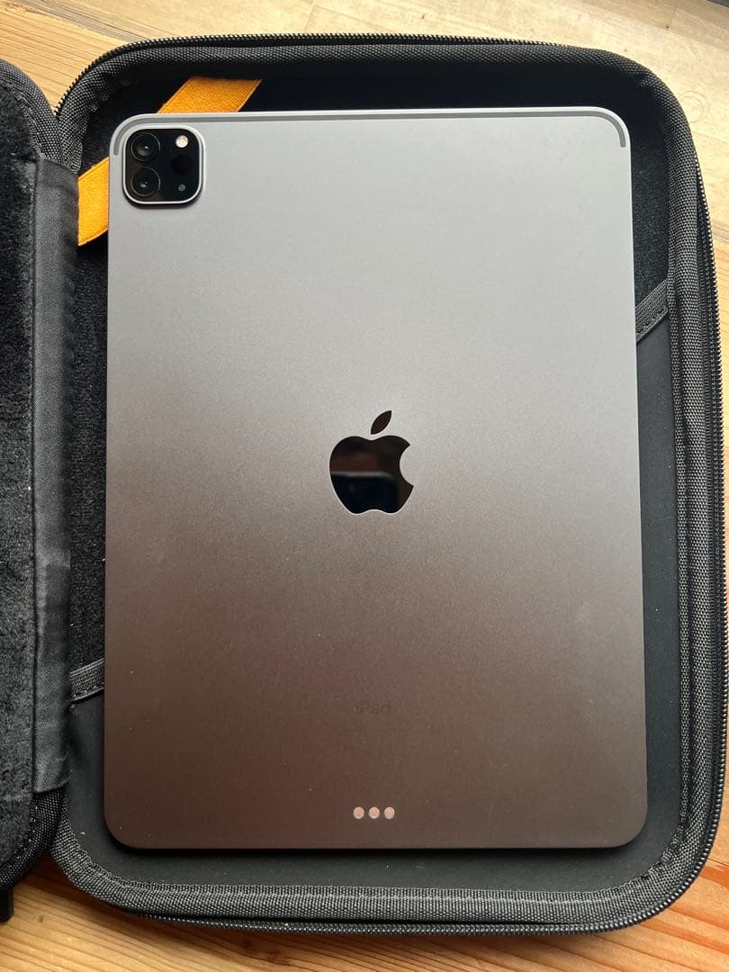 iPad Pro　11インチ　第3世代　256GB M1　ハードケース付き