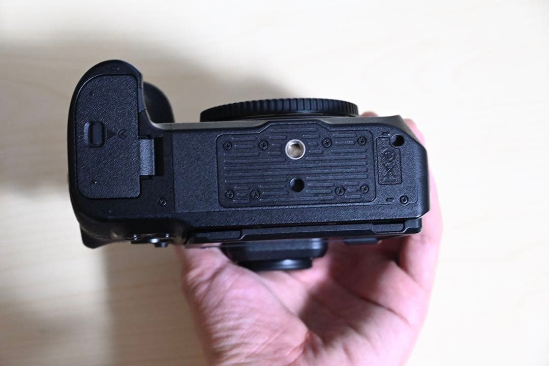 Nikon Z8 予備バッテリー付き