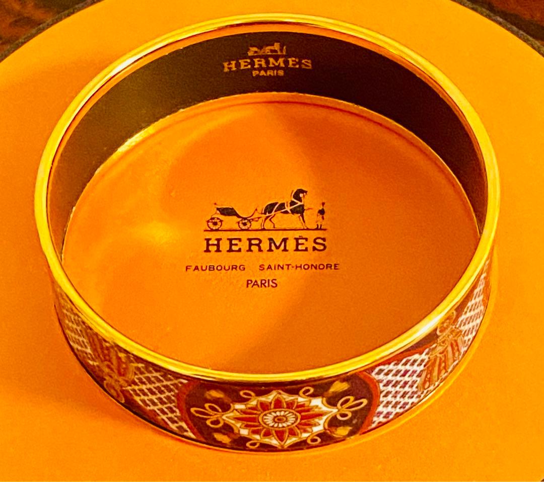 まなみちゃん　エルメス　HERMES バングル 多色装飾