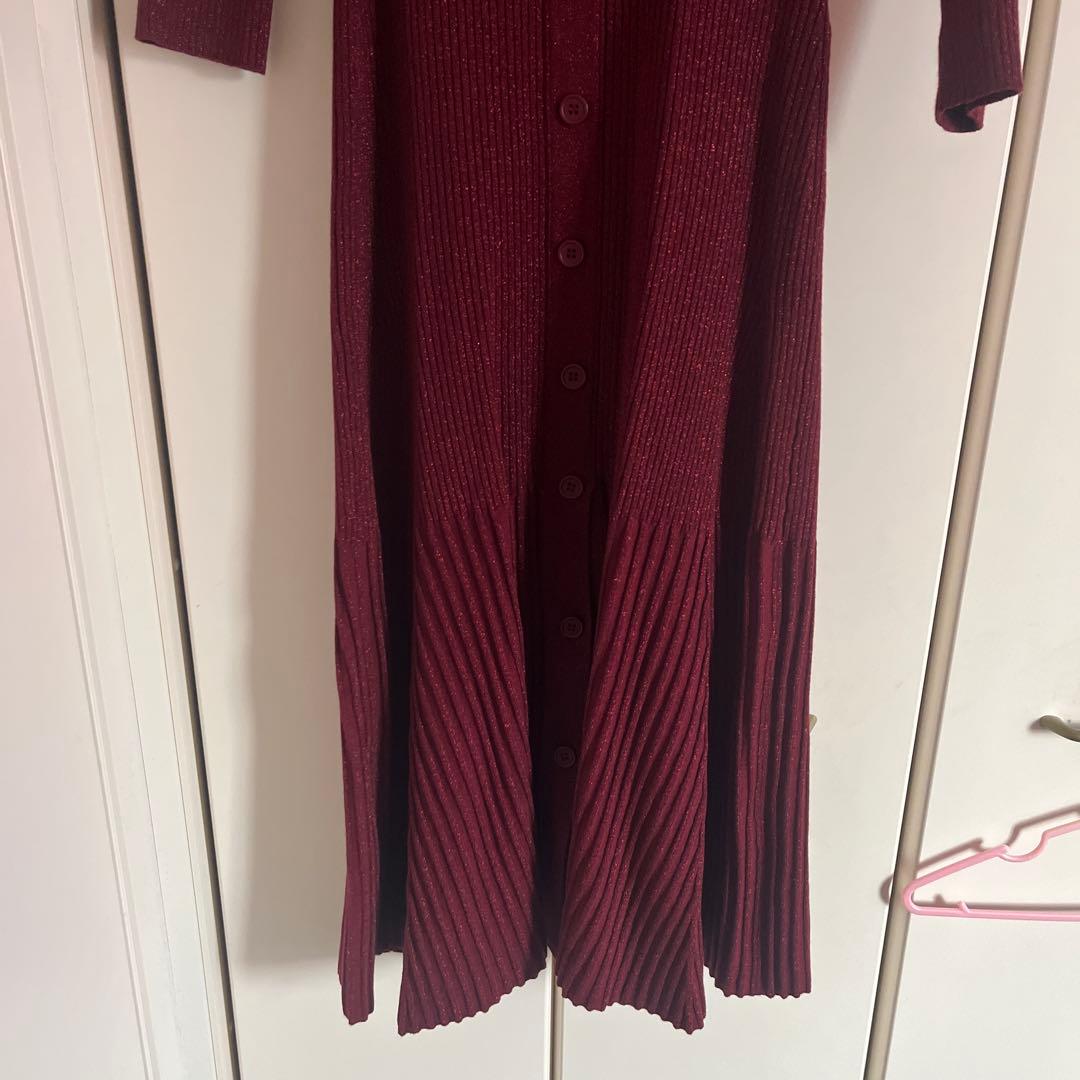 shidel オフショルニットワンピース　バーガンディ　フリーサイズ