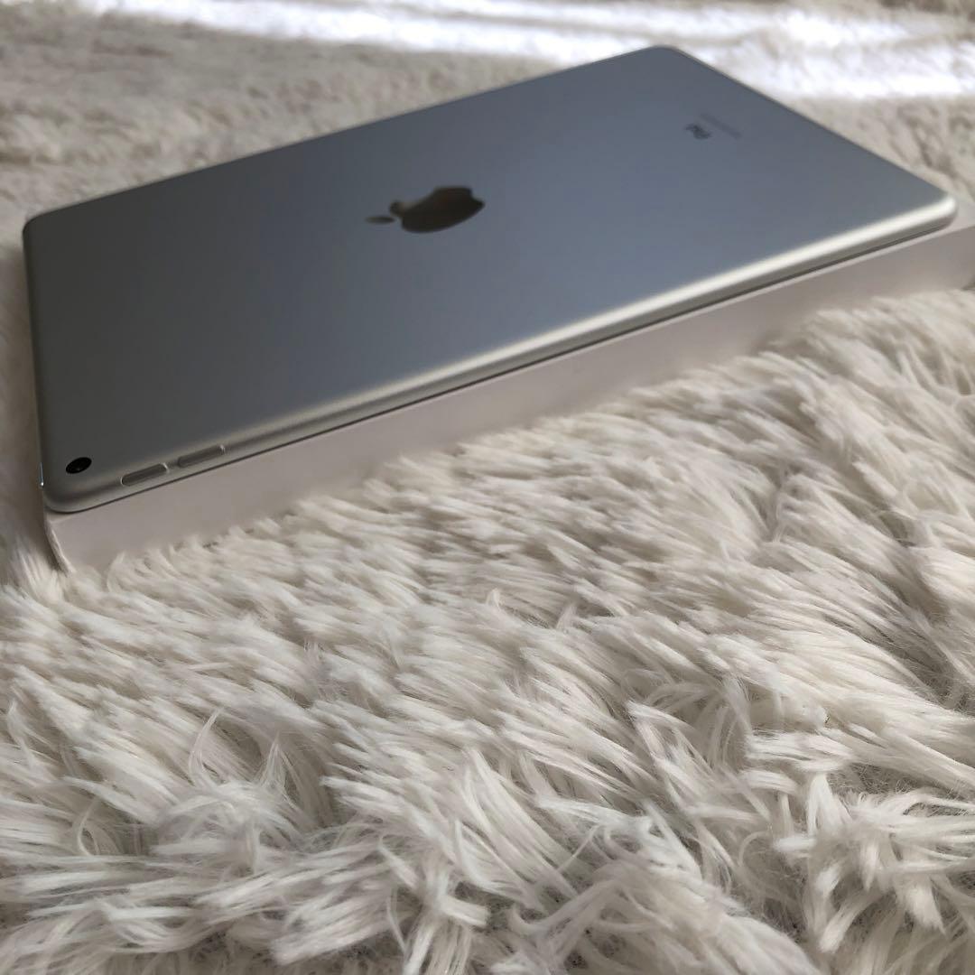 【人気端末早い者勝ち】iPad Air3 256GB 【すぐ発送】