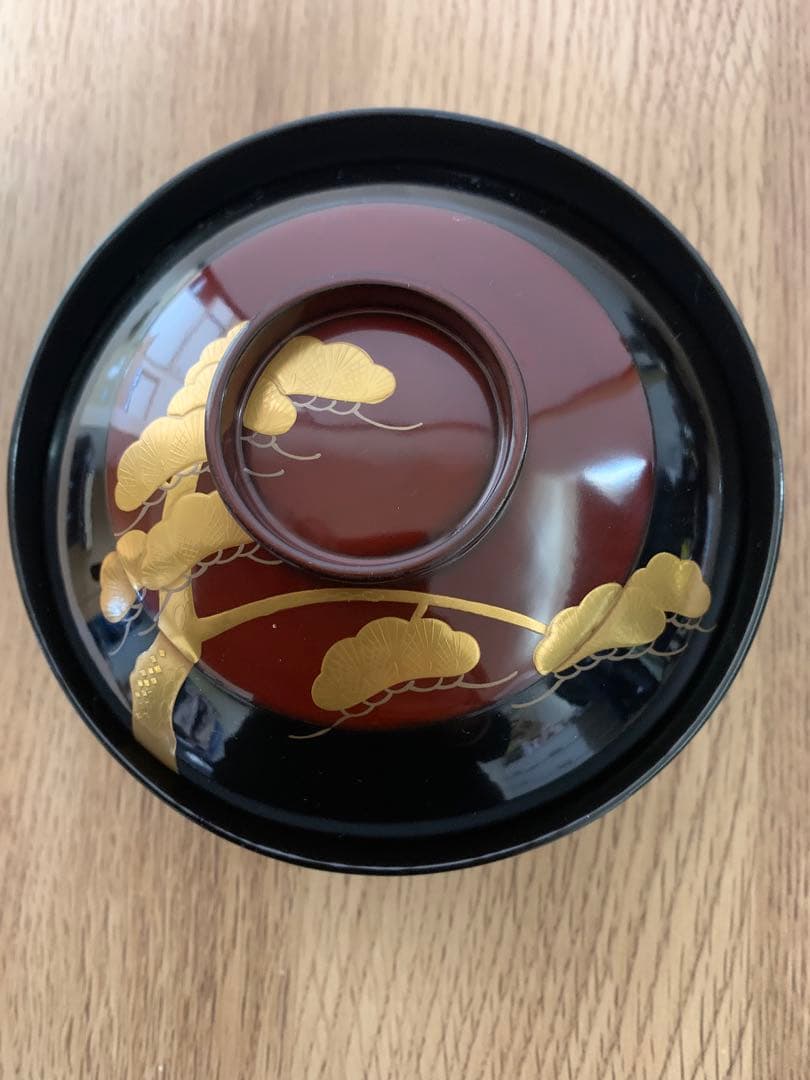 輪島塗　木製漆塗吸物椀8客　見返し蒔絵　汁椀　時代物　松　鶴　お正月　未使用品