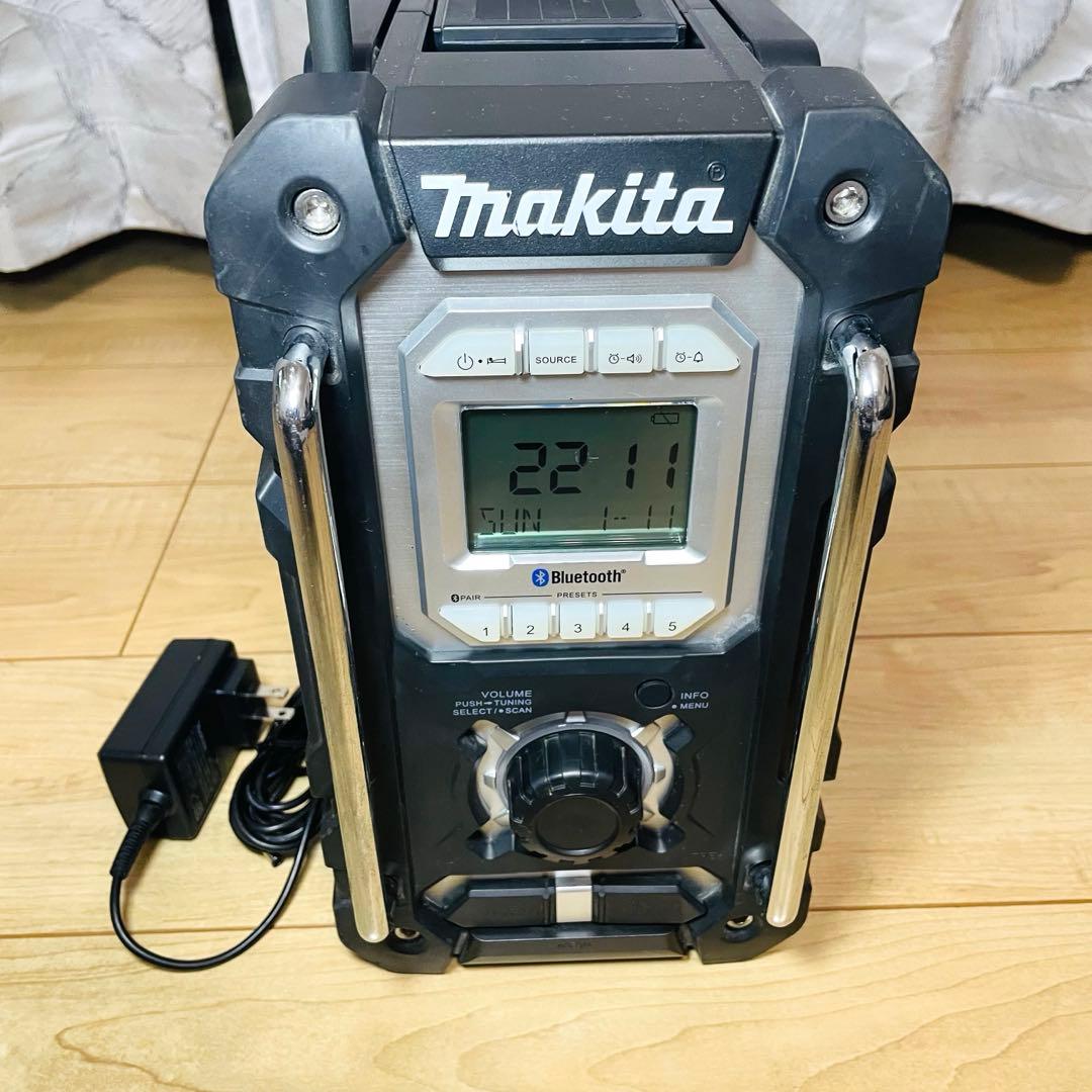 美品✨マキタ　Makita　現場ラジオ　Bluetooth 防災　MR108