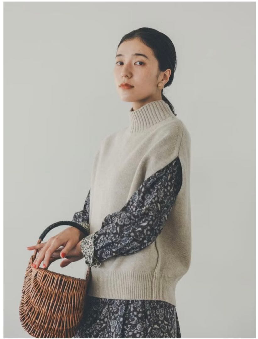 【新品・未使用】北欧暮らしの道具店　「あったかウールのニットベスト」