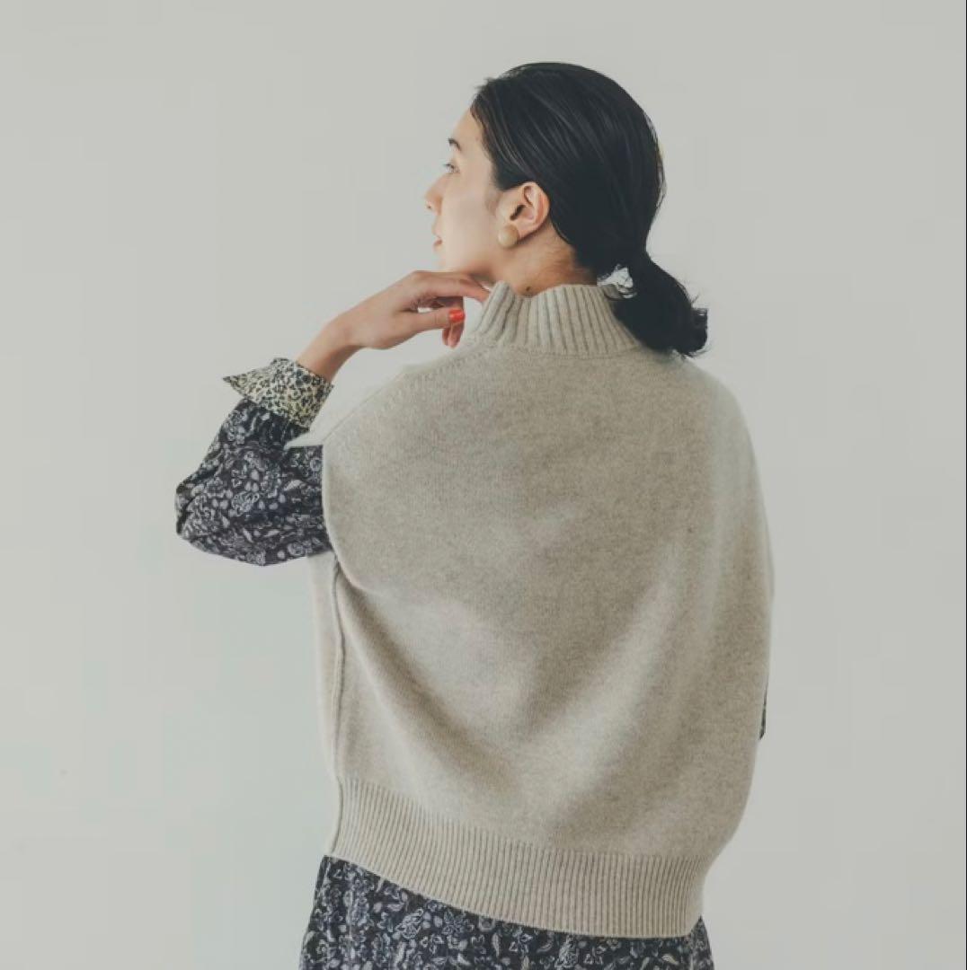 【新品・未使用】北欧暮らしの道具店　「あったかウールのニットベスト」