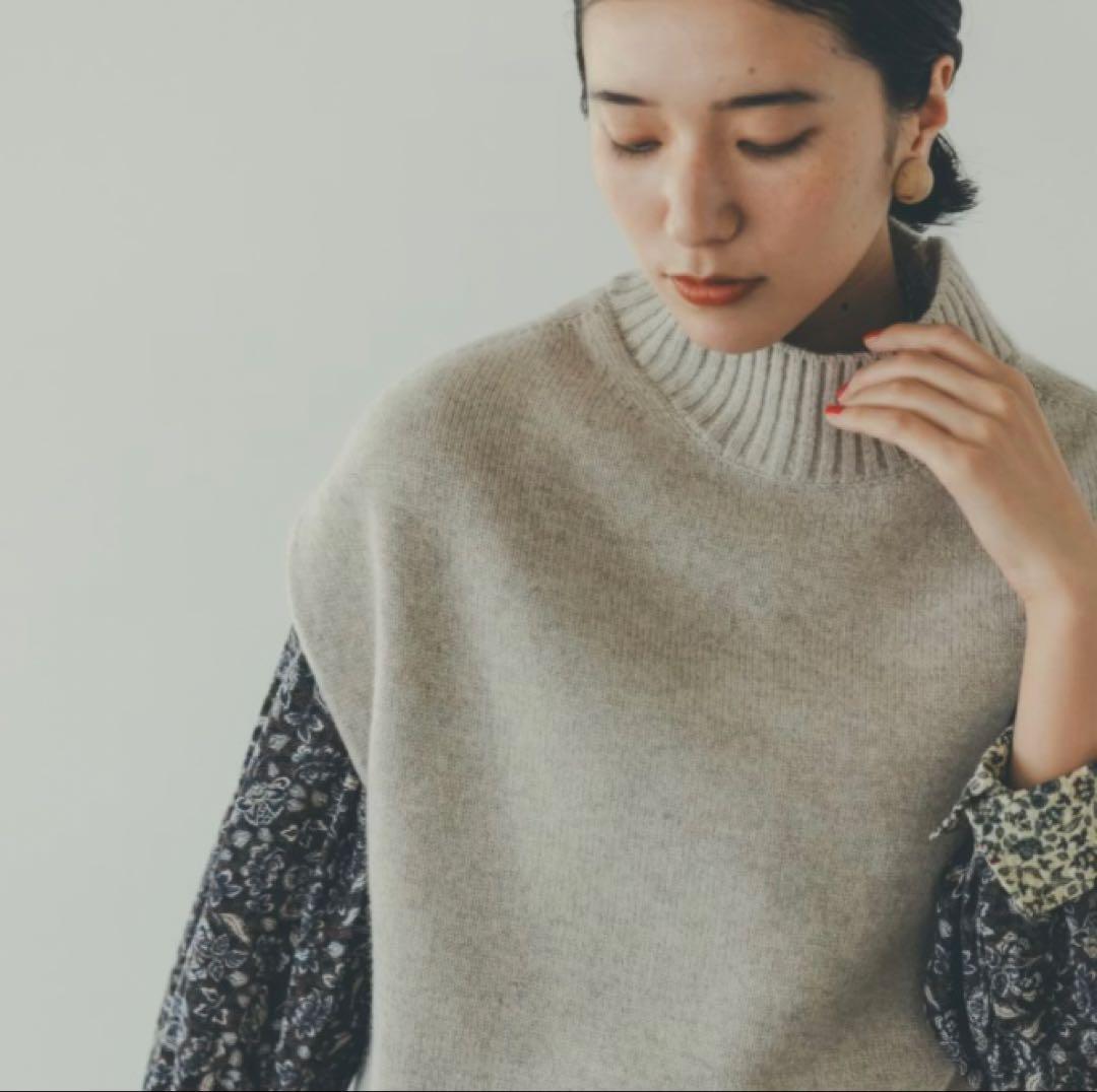 【新品・未使用】北欧暮らしの道具店　「あったかウールのニットベスト」