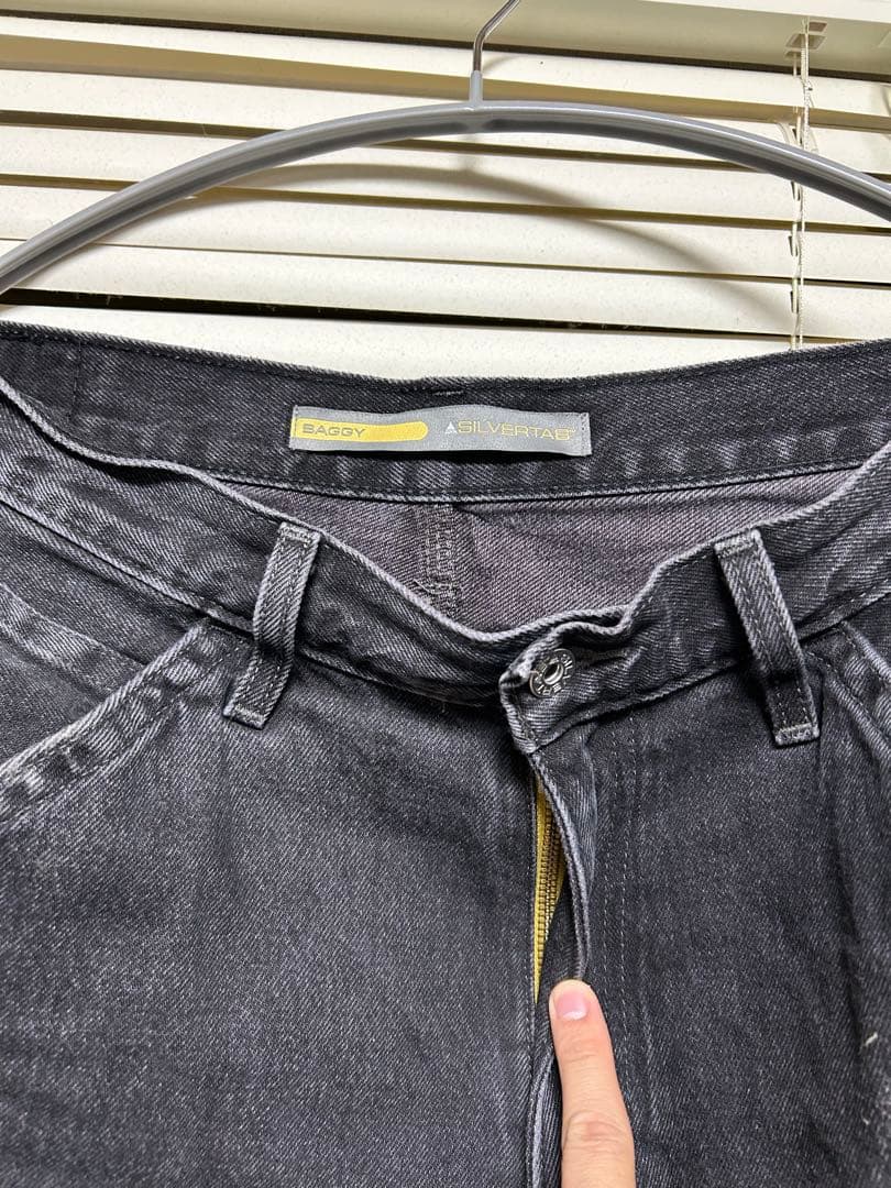 Levi's silvertab バギーカーペンターパンツ