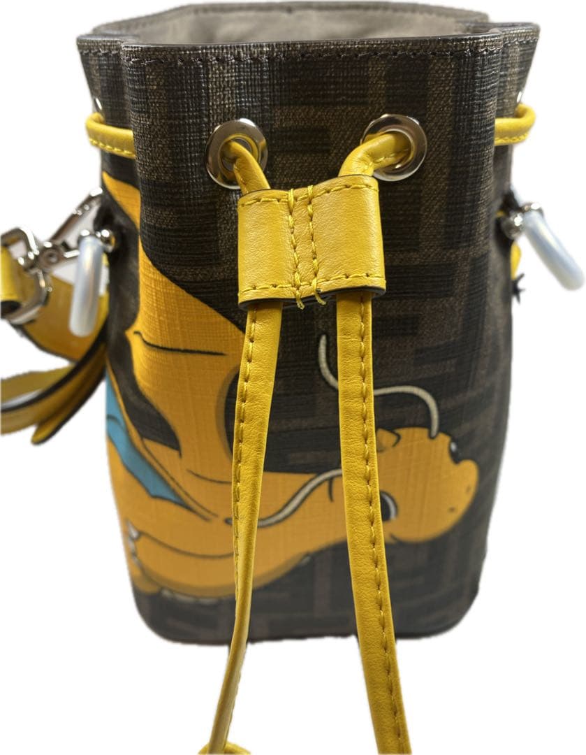 じ*ん様 新品！完売品！フェンディxフラグメントxポケモン 2way 巾着ショル