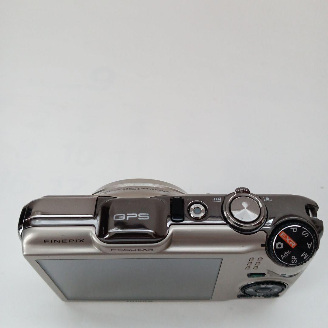 FUJIFILM FinePix F550EXR デジタルカメラ