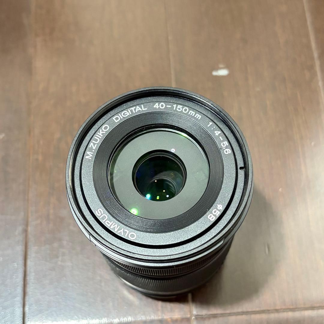 OLYMPUS E-M10 Mark IIIミラーレス一眼　レンズセット