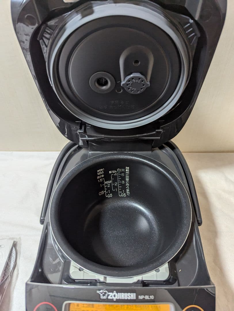 炊飯器　象印　極め炊き　NP-BL10-BA