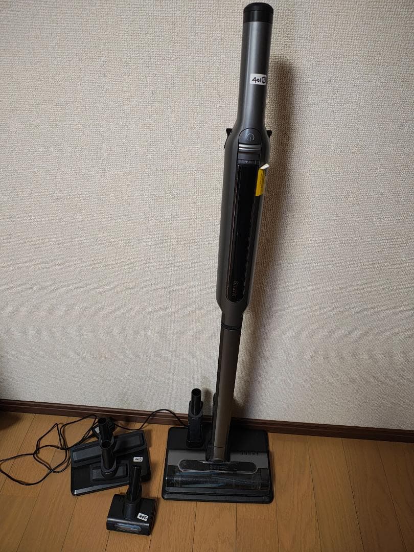 シャーク★コードレスクリーナー★CS401JGR★バッテリー新品と同等★1