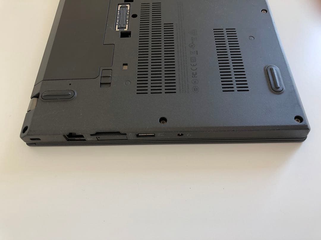 i5　Lenovo Thinkpad X270