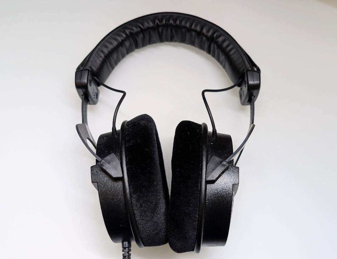 ヘッドホン beyerdynamic DT990 PRO Black Edition