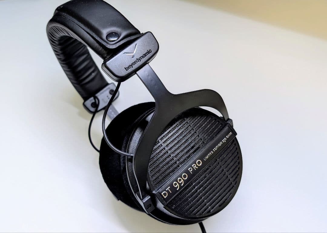 ヘッドホン beyerdynamic DT990 PRO Black Edition
