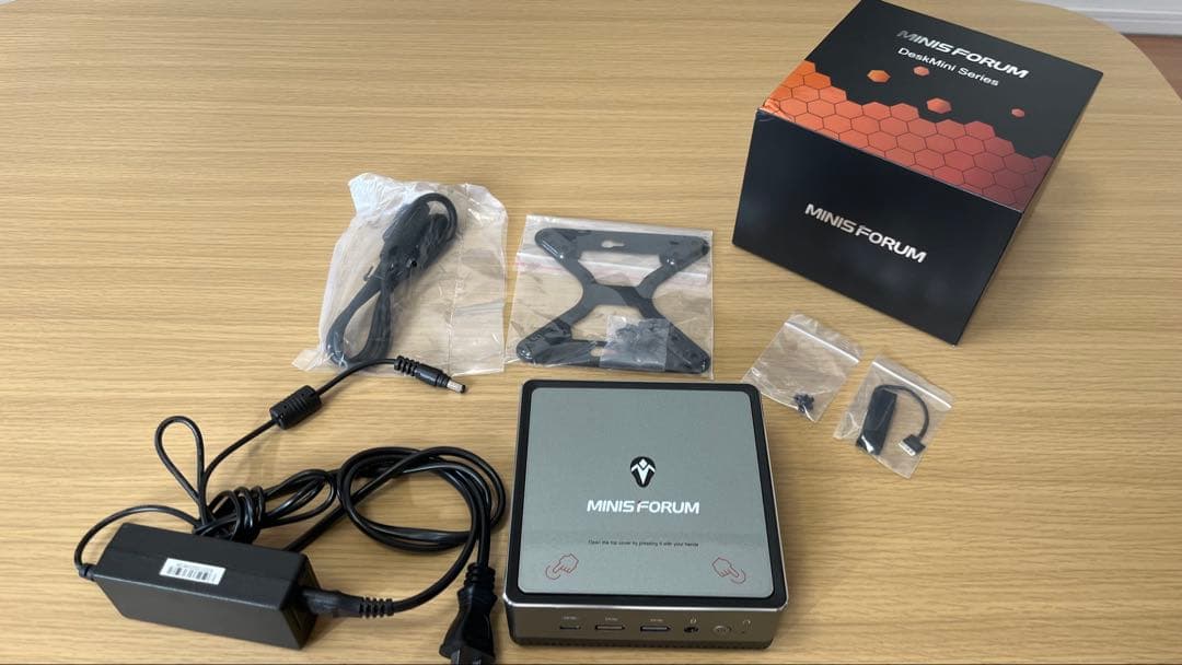MINIS FORUM DeskMini Computer 本体